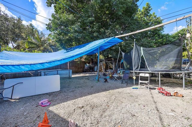 22950 SW 156th Ave, Miami, FL 33170