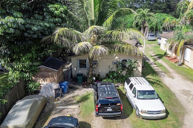 22950 SW 156th Ave, Miami, FL 33170