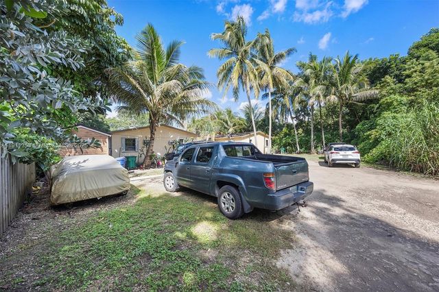 22950 SW 156th Ave, Miami, FL 33170