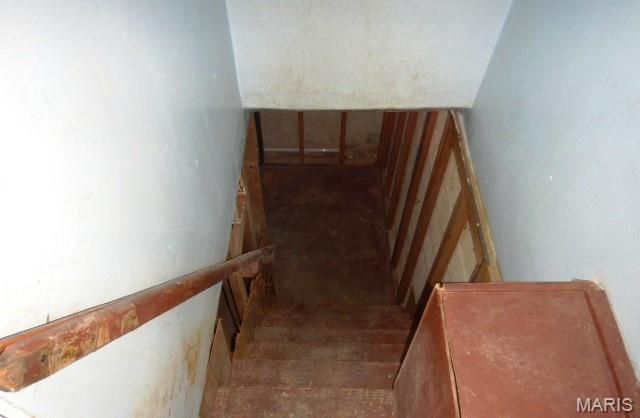 3505 East Place, St Louis, MO 63121