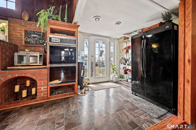 7 Summit Road, Prospect, CT 06712