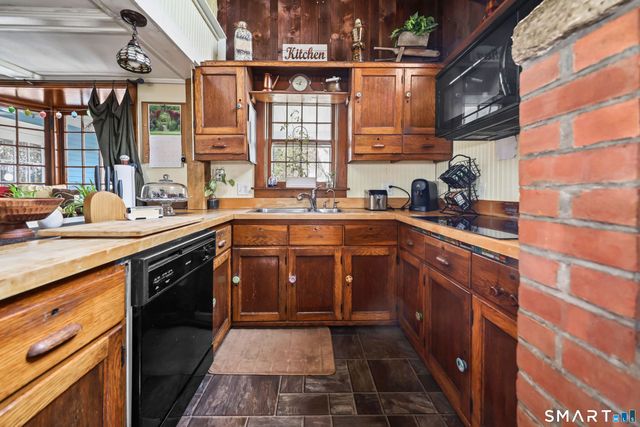 7 Summit Road, Prospect, CT 06712