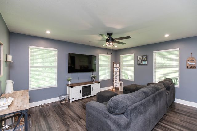 256 Victory Hill, Coatesville, IN 46121
