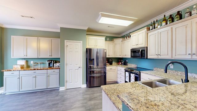 104 Eufaula Drive, Dothan, AL 36301