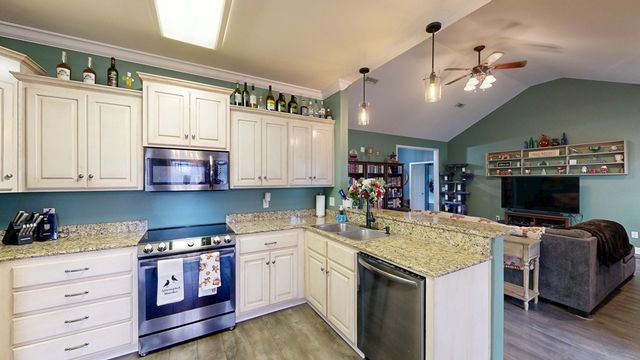 104 Eufaula Drive, Dothan, AL 36301