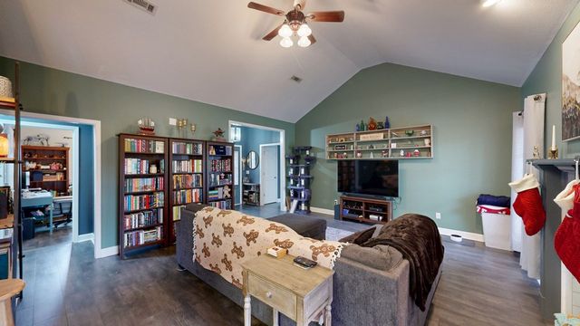 104 Eufaula Drive, Dothan, AL 36301