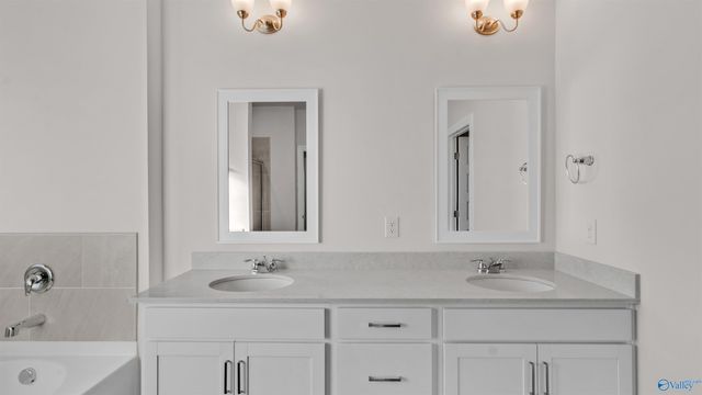 17633 Ruby Drive, Athens, AL 35749