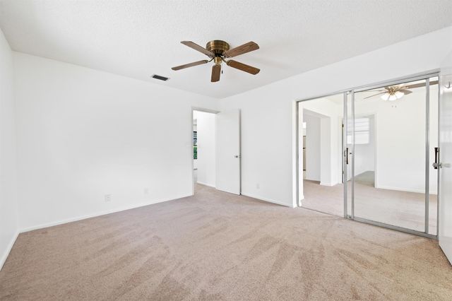 4524 NW 43rd Avenue, Tamarac, FL 33319