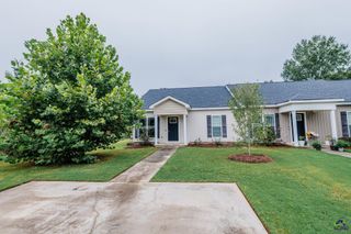 207 Washington Place Drive, Perry, GA 31069