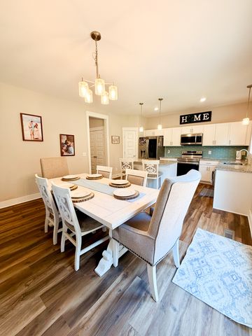 1149 Jonathan Ln, Springfield, TN 37172