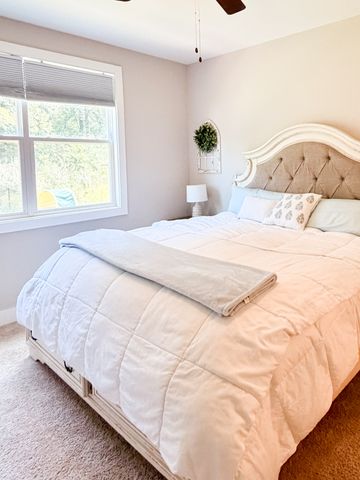 1149 Jonathan Ln, Springfield, TN 37172