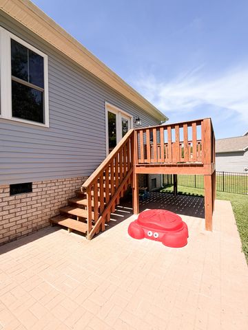 1149 Jonathan Ln, Springfield, TN 37172
