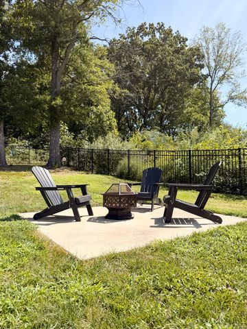 1149 Jonathan Ln, Springfield, TN 37172