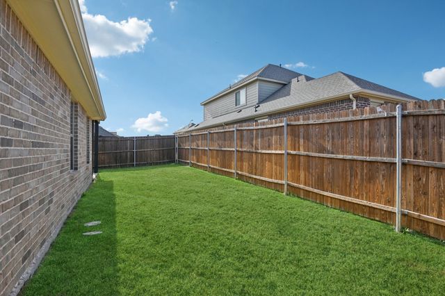 1008 Wasatch Court, Burleson, TX 76028