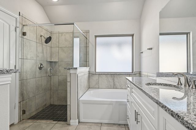 1008 Wasatch Court, Burleson, TX 76028