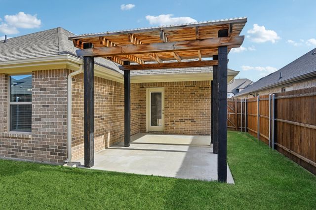 1008 Wasatch Court, Burleson, TX 76028