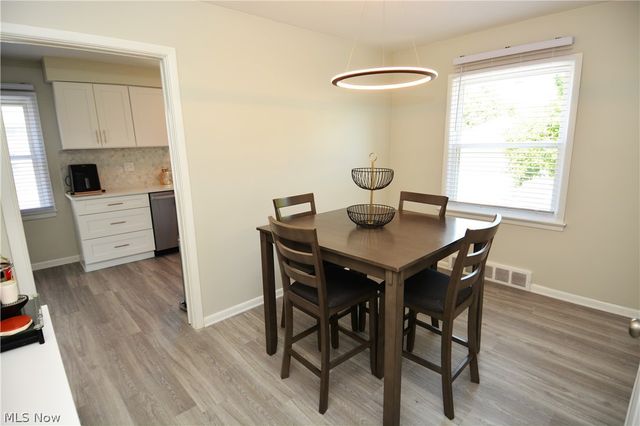 32113 Dickerson Road, Willowick, OH 44095