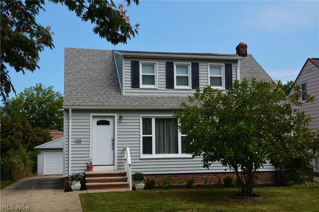 32113 Dickerson Road, Willowick, OH 44095