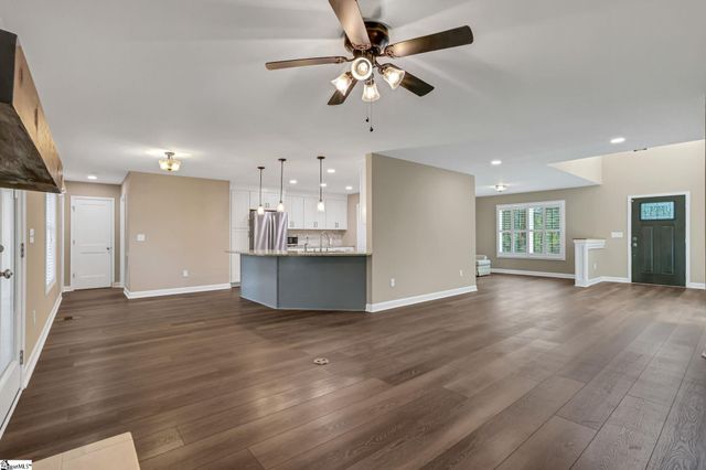 533 Stokes Drive, Seneca, SC 29672