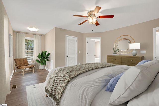 533 Stokes Drive, Seneca, SC 29672