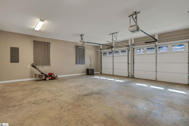 533 Stokes Drive, Seneca, SC 29672