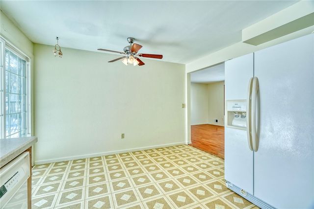 85 Windsor Road, Greece, NY 14612