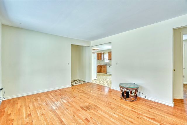 85 Windsor Road, Greece, NY 14612