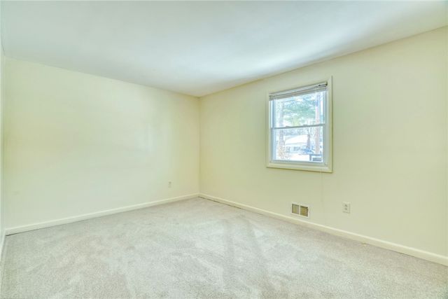 85 Windsor Road, Greece, NY 14612