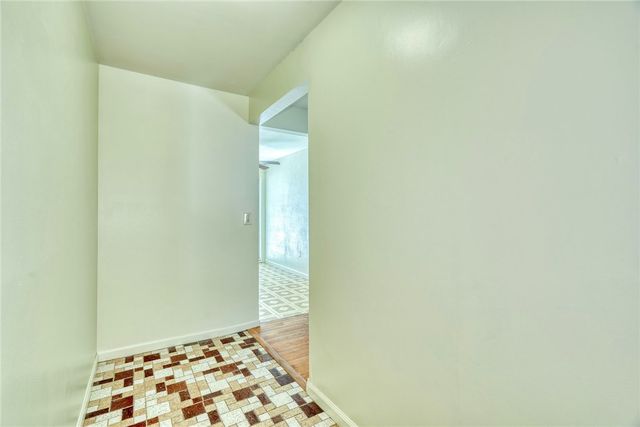 85 Windsor Road, Greece, NY 14612