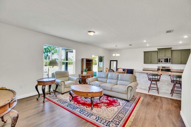 2167 Harwick Circle SW, Vero Beach, FL 32968