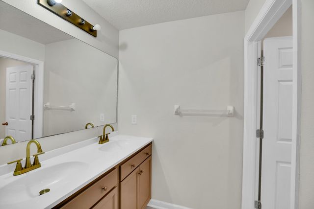 2167 Harwick Circle SW, Vero Beach, FL 32968