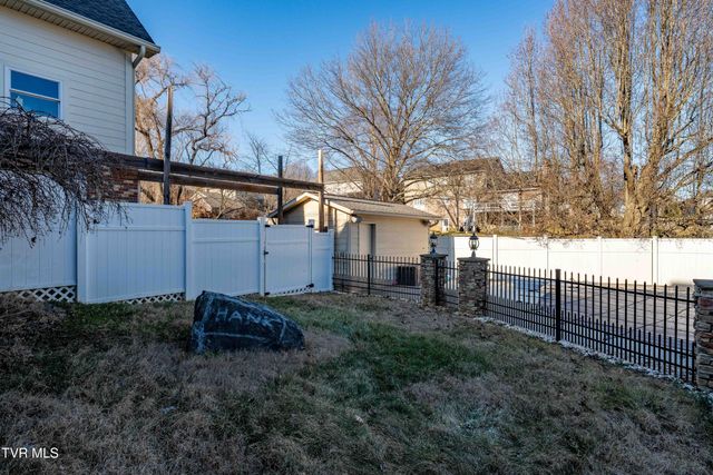 3310 Berkshire Circle, Johnson City, TN 37604