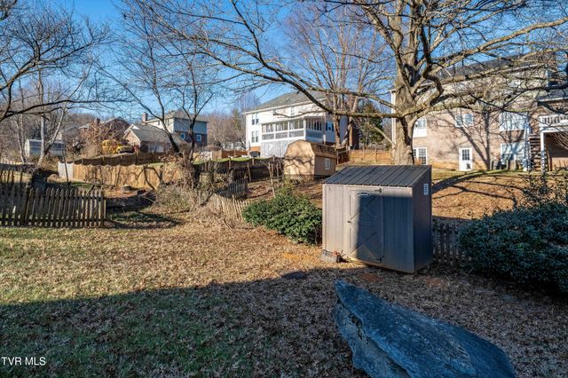 3310 Berkshire Circle, Johnson City, TN 37604