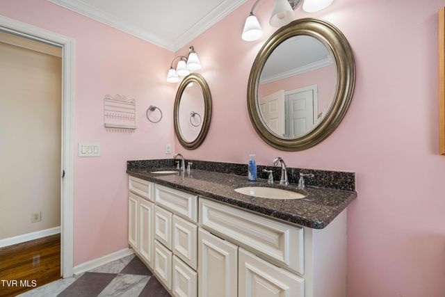 3310 Berkshire Circle, Johnson City, TN 37604