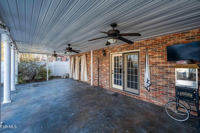 3310 Berkshire Circle, Johnson City, TN 37604