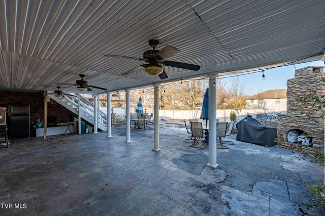 3310 Berkshire Circle, Johnson City, TN 37604