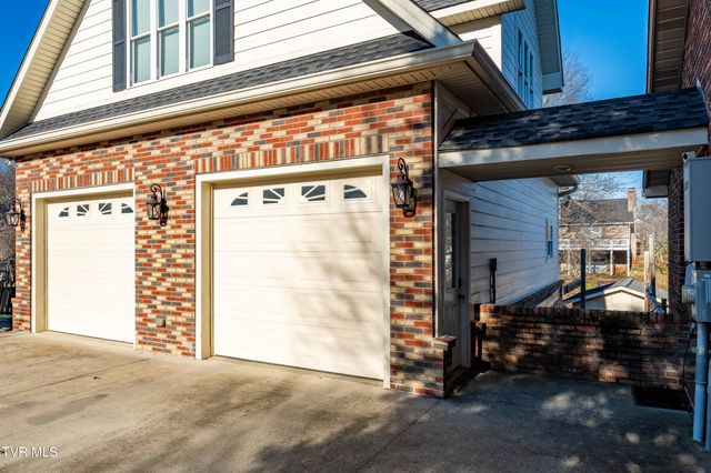 3310 Berkshire Circle, Johnson City, TN 37604