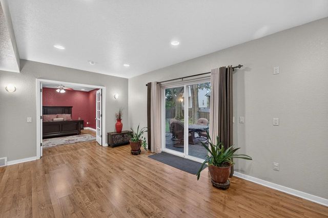 3442 Dorchester Way, Madison, WI 53719