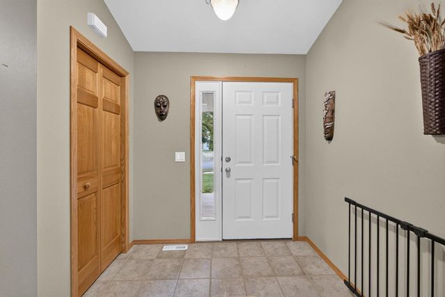 3442 Dorchester Way, Madison, WI 53719