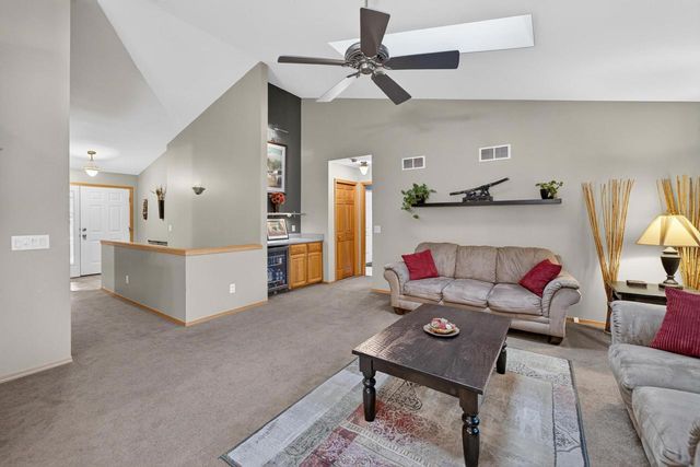 3442 Dorchester Way, Madison, WI 53719