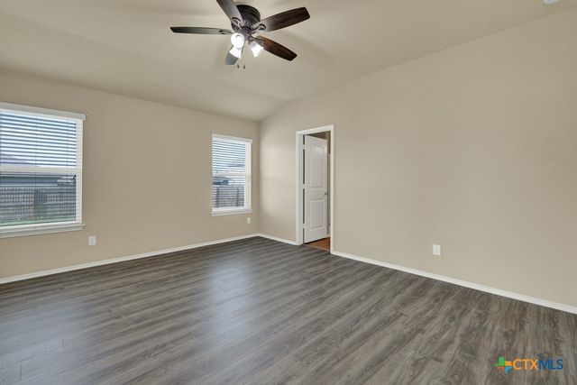 1512 Doncaster Drive, Seguin, TX 78155