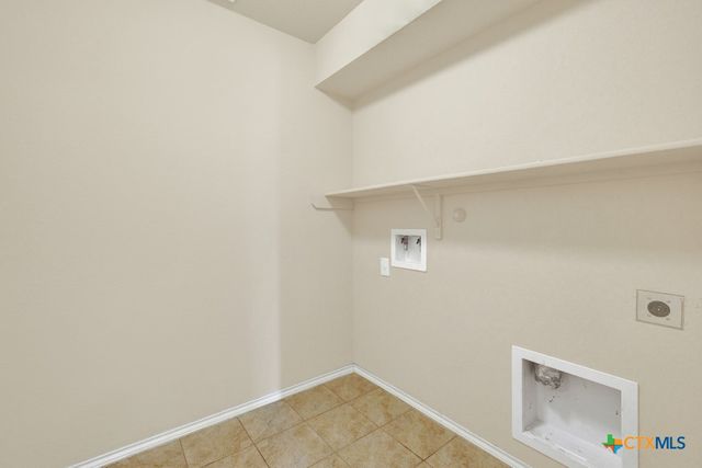 1512 Doncaster Drive, Seguin, TX 78155