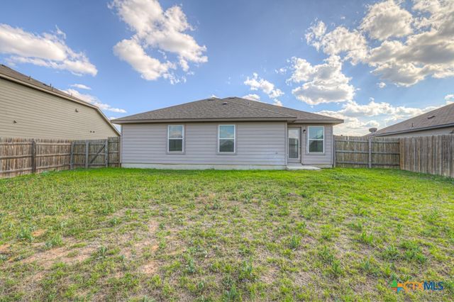 1512 Doncaster Drive, Seguin, TX 78155