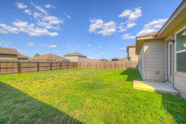 1512 Doncaster Drive, Seguin, TX 78155