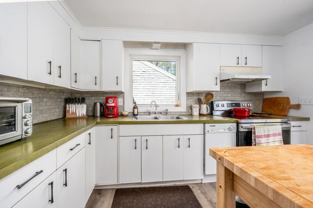 2155 Old Kings Highway, Wellfleet, MA 02667