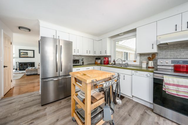 2155 Old Kings Highway, Wellfleet, MA 02667