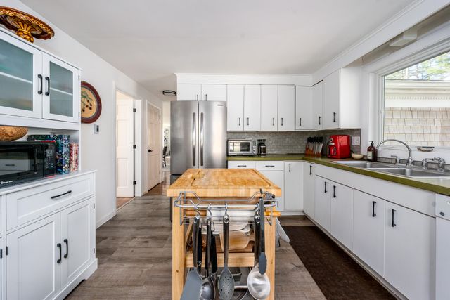 2155 Old Kings Highway, Wellfleet, MA 02667