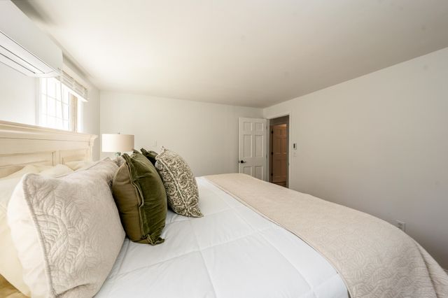 2155 Old Kings Highway, Wellfleet, MA 02667