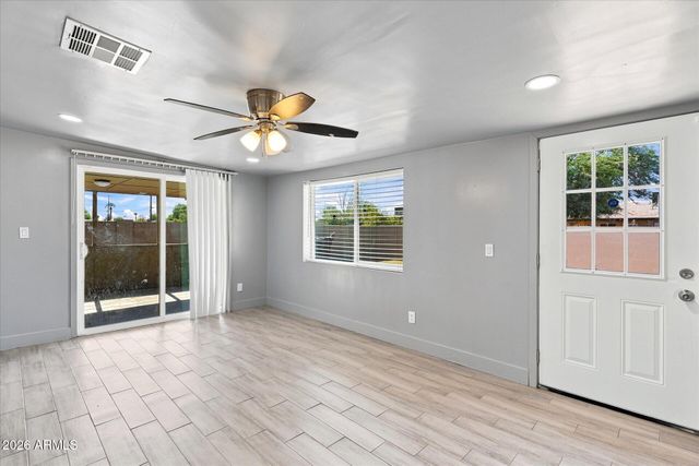 2921 W TURNEY Avenue, Phoenix, AZ 85017