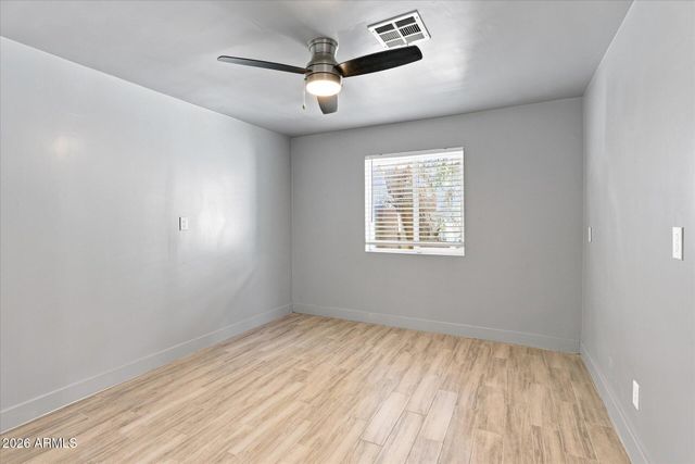2921 W TURNEY Avenue, Phoenix, AZ 85017